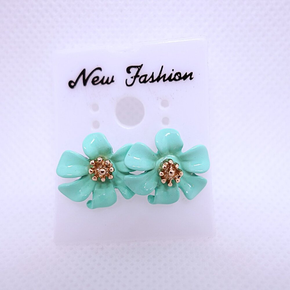 💎4/25💎NOS Vintage Retro 1980s Turquoise Enamel Gold Tone Floral Stud Earrings